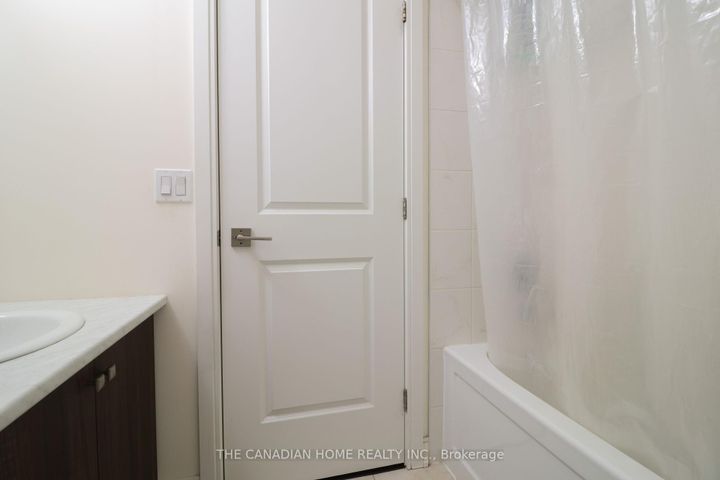 Photo 25 at 433 Veterans Drive, Northwest Brampton, Brampton