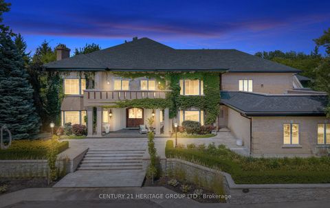 Photo 6 at 150 Collard Drive, King City, King Photo 6 at 150 Collard Drive, King City, King