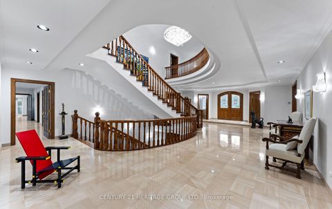 Photo 8 at 150 Collard Drive, King City, King Photo 8 at 150 Collard Drive, King City, King