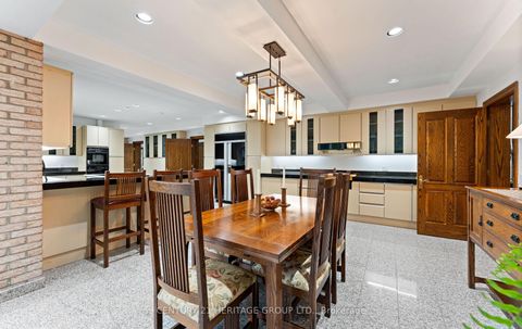 Photo 14 at 150 Collard Drive, King City, King Photo 14 at 150 Collard Drive, King City, King