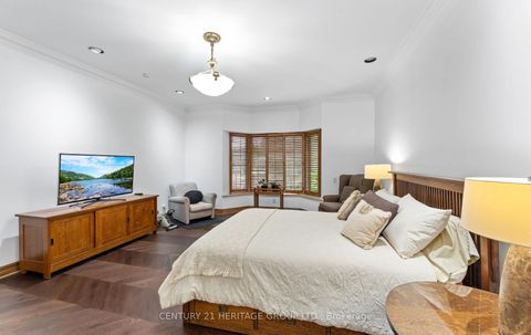 Photo 29 at 150 Collard Drive, King City, King Photo 29 at 150 Collard Drive, King City, King