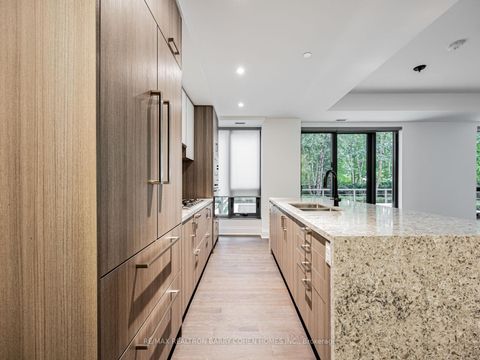 Photo 3 at 226 - 280 Howland Avenue, Annex, Toronto