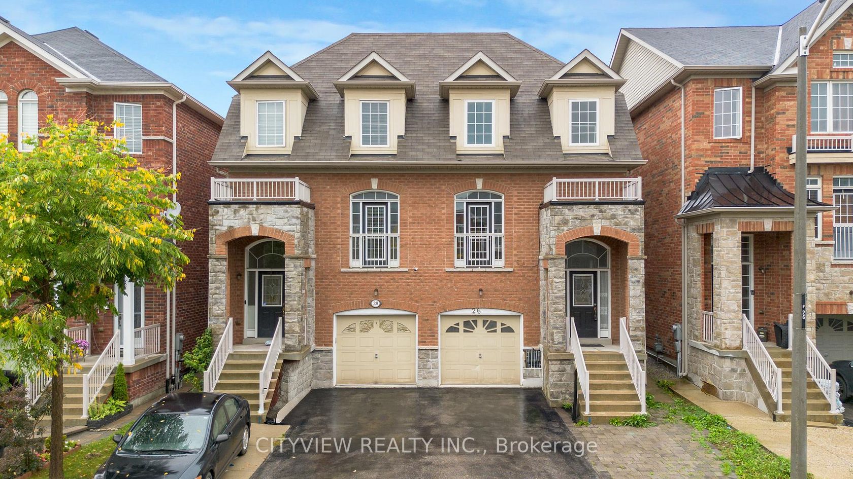 26 Betty Nagle Street, Pelmo Park W5, Toronto 