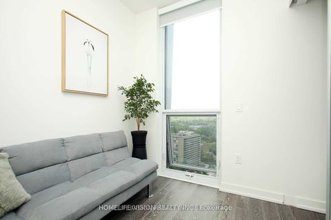 Photo 11 at 2009 - 1 Yorkville Avenue, Annex, Toronto