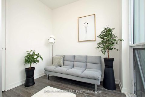 Photo 12 at 2009 - 1 Yorkville Avenue, Annex, Toronto