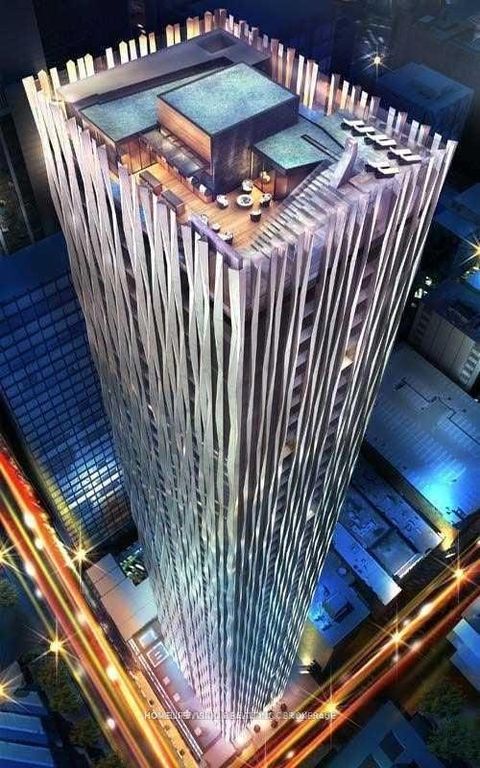 Photo 21 at 2009 - 1 Yorkville Avenue, Annex, Toronto Photo 21 at 2009 - 1 Yorkville Avenue, Annex, Toronto