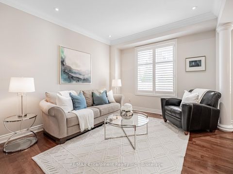 Photo 6 at 130 Innville Crescent, BR Bronte, Oakville