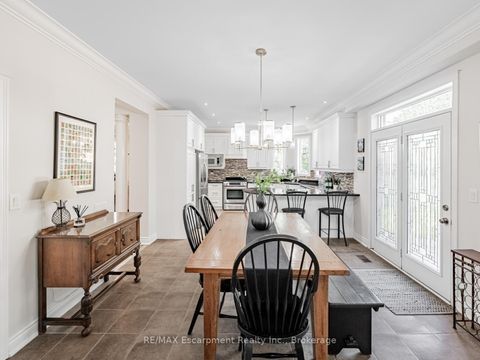 Photo 11 at 130 Innville Crescent, BR Bronte, Oakville