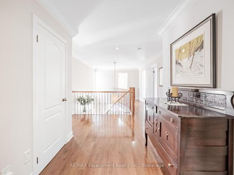 Photo 17 at 130 Innville Crescent, BR Bronte, Oakville