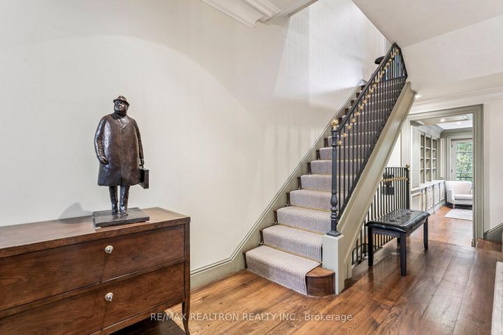 Photo 3 at 8 Belmont Street, Annex, Toronto