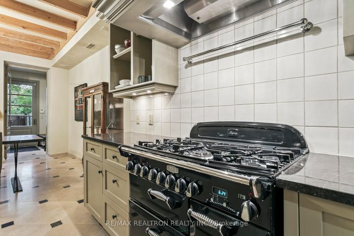 Photo 15 at 8 Belmont Street, Annex, Toronto