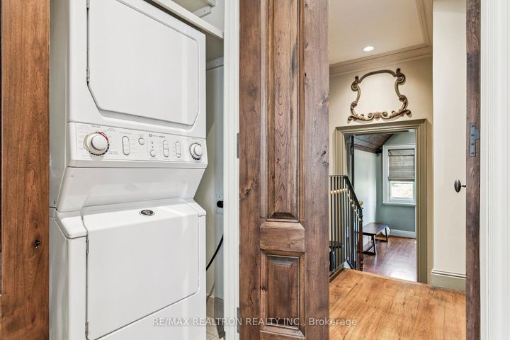 Photo 32 at 8 Belmont Street, Annex, Toronto