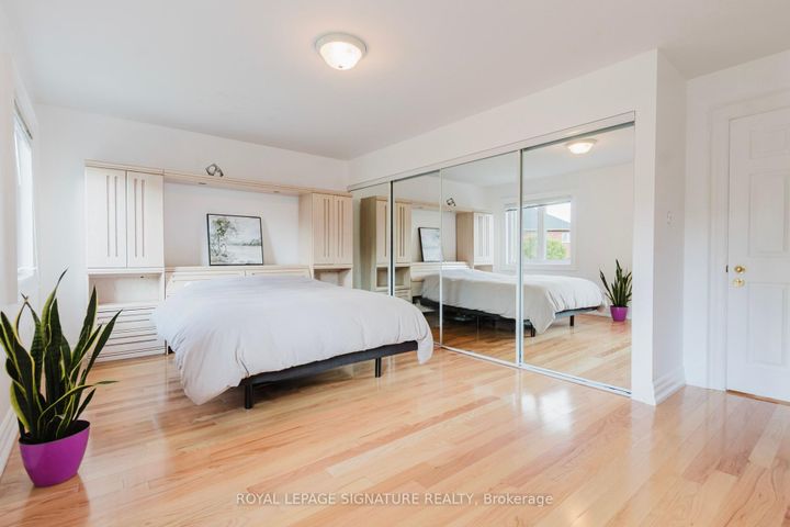 Photo 23 at 49 Carnoustie Crescent, Jefferson, Richmond Hill
