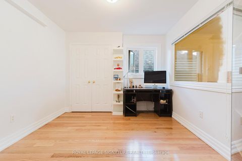Photo 27 at 49 Carnoustie Crescent, Jefferson, Richmond Hill