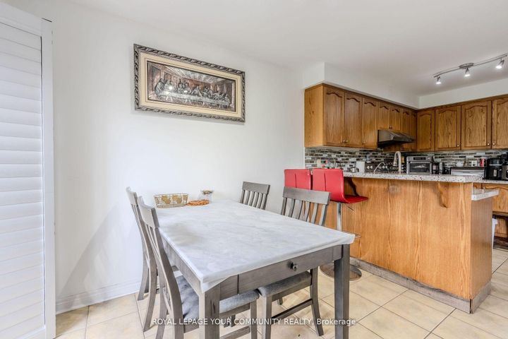 Photo 9 at 22 Panama Place, Bram East, Brampton