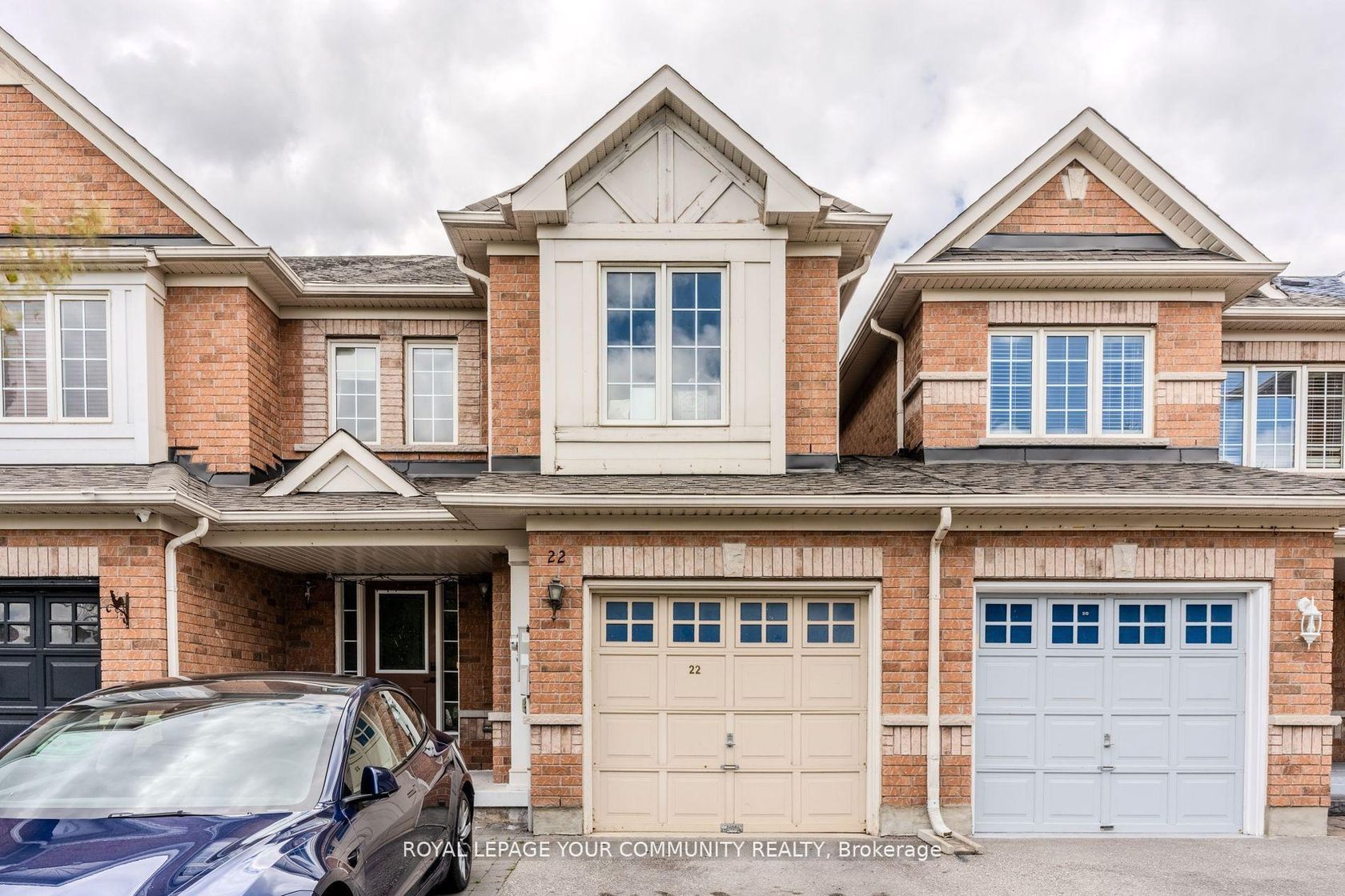 22 Panama Place, Bram East, Brampton 2