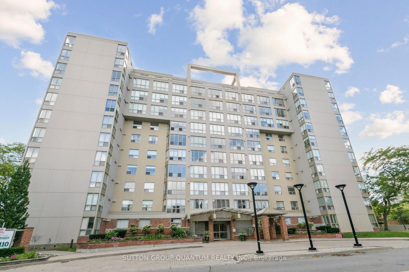 611 - 1110 WALDEN Circle, Clarkson, Mississauga by Loree Meneguzzi Real Estate 611 - 1110 WALDEN Circle, Clarkson, Mississauga