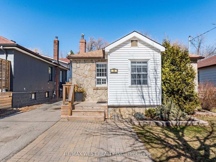 Photo 1 at 76 Laburnham Avenue, Long Branch, Toronto