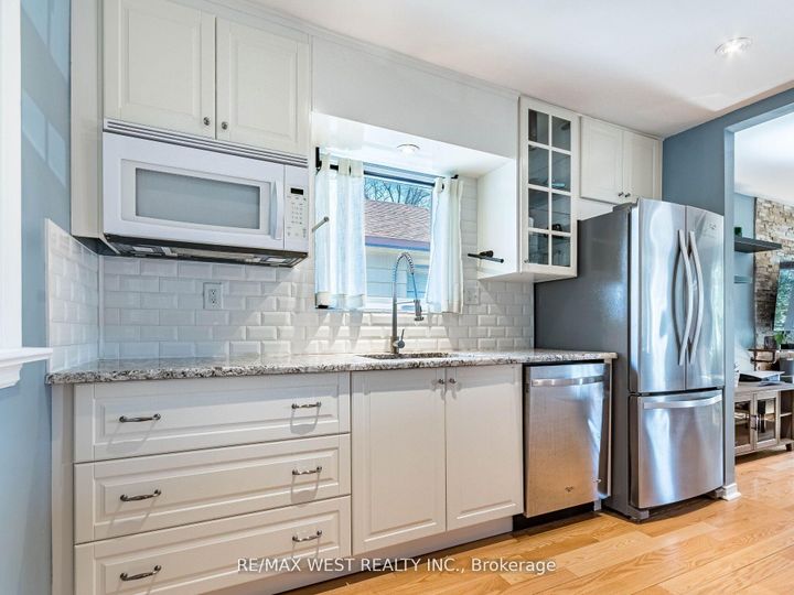 Photo 4 at 76 Laburnham Avenue, Long Branch, Toronto