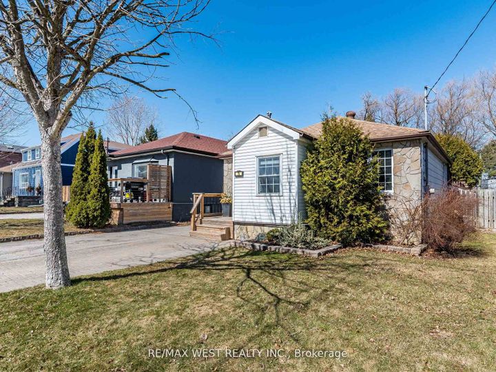 Photo 31 at 76 Laburnham Avenue, Long Branch, Toronto
