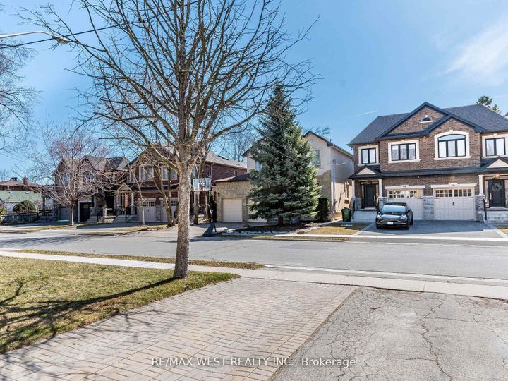 Photo 32 at 76 Laburnham Avenue, Long Branch, Toronto