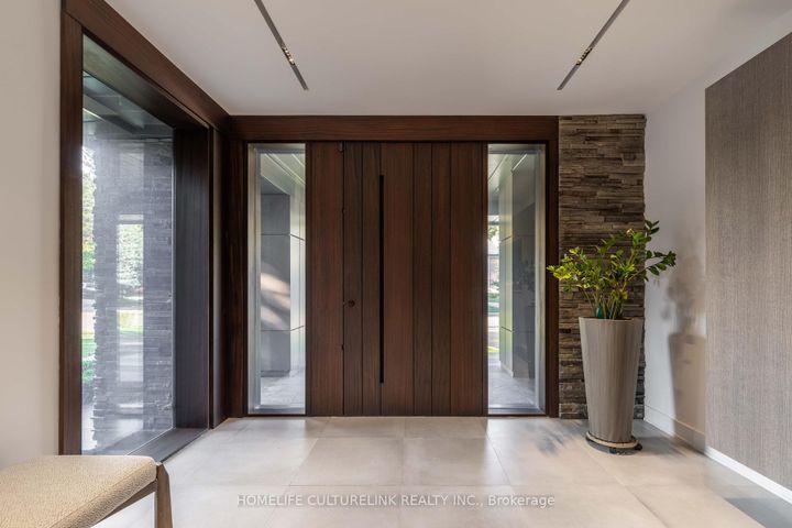 Photo 4 at 15 Salonica Road, York Mills, Toronto