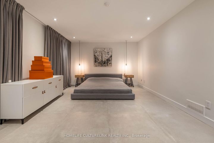 Photo 19 at 15 Salonica Road, York Mills, Toronto