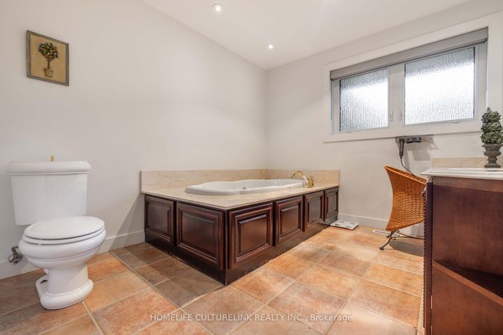 Photo 22 at 15 Salonica Road, York Mills, Toronto