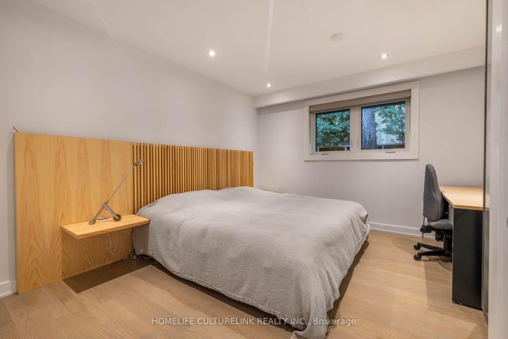 Photo 24 at 15 Salonica Road, York Mills, Toronto