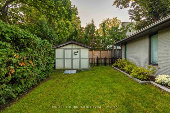 Photo 37 at 15 Salonica Road, York Mills, Toronto