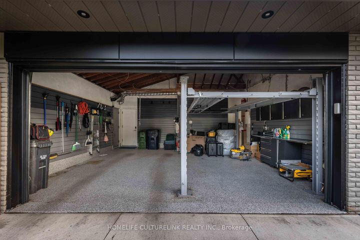 Photo 39 at 15 Salonica Road, York Mills, Toronto