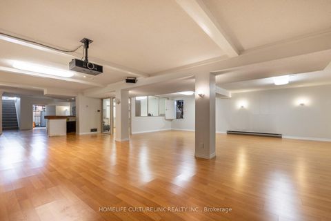 Photo 32 at 15 Salonica Road, York Mills, Toronto