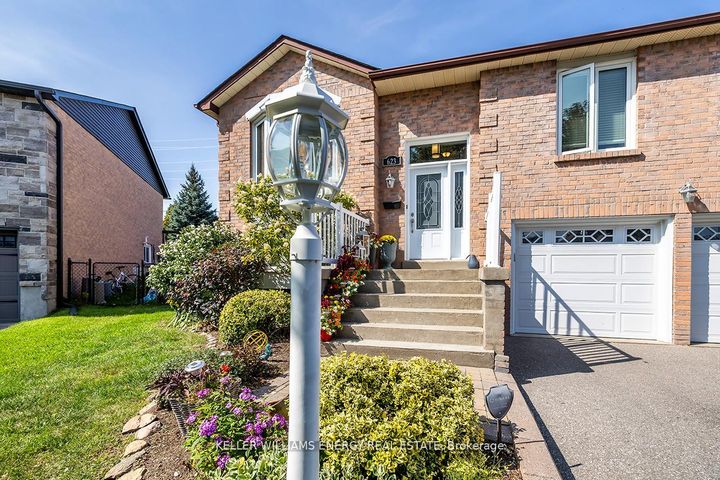 Photo 1 at 623 Dunrobin Court, McLaughlin, Oshawa