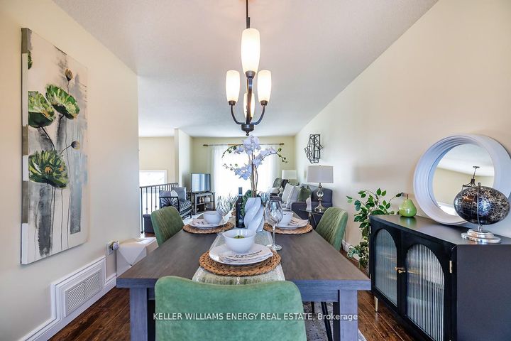 Photo 8 at 623 Dunrobin Court, McLaughlin, Oshawa