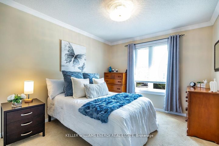 Photo 24 at 623 Dunrobin Court, McLaughlin, Oshawa