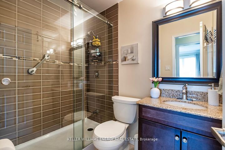 Photo 25 at 623 Dunrobin Court, McLaughlin, Oshawa