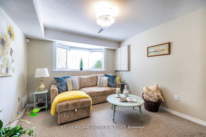 Photo 29 at 623 Dunrobin Court, McLaughlin, Oshawa