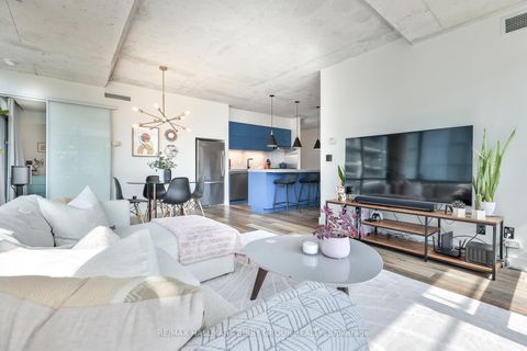 Photo 6 at 731 - 55 Stewart Street, Waterfront Communities C1, Toronto