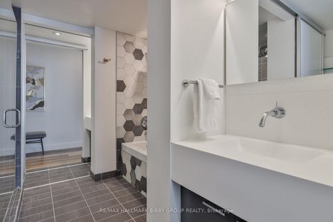 Photo 24 at 731 - 55 Stewart Street, Waterfront Communities C1, Toronto