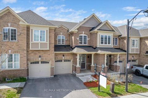 Photo 1 at 82 Dundonald Trail, Glenway Estates, Newmarket