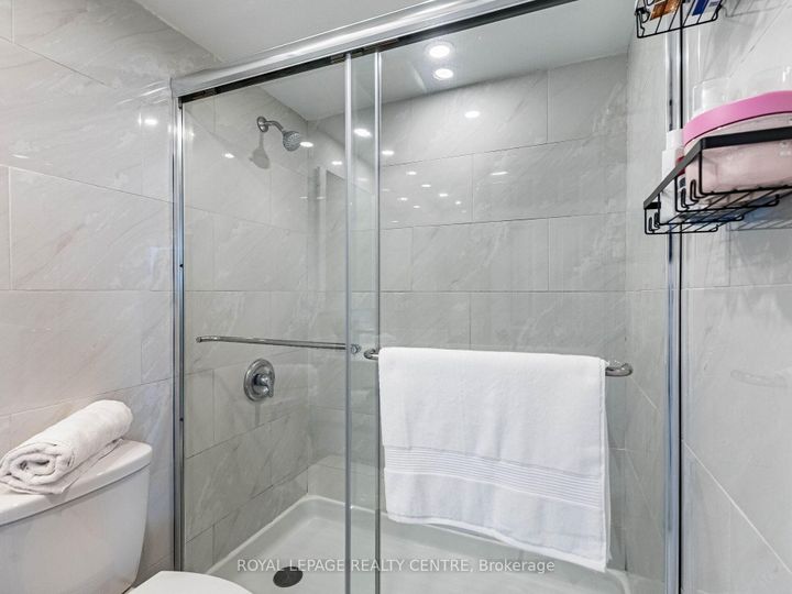 Photo 24 at 709 - 1320 Mississauga Valley Boulevard, Mississauga Valleys, Mississauga