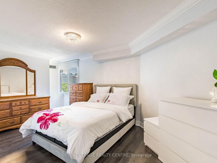 Photo 29 at 709 - 1320 Mississauga Valley Boulevard, Mississauga Valleys, Mississauga