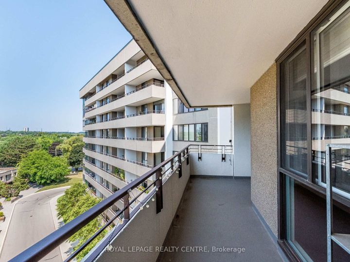 Photo 37 at 709 - 1320 Mississauga Valley Boulevard, Mississauga Valleys, Mississauga
