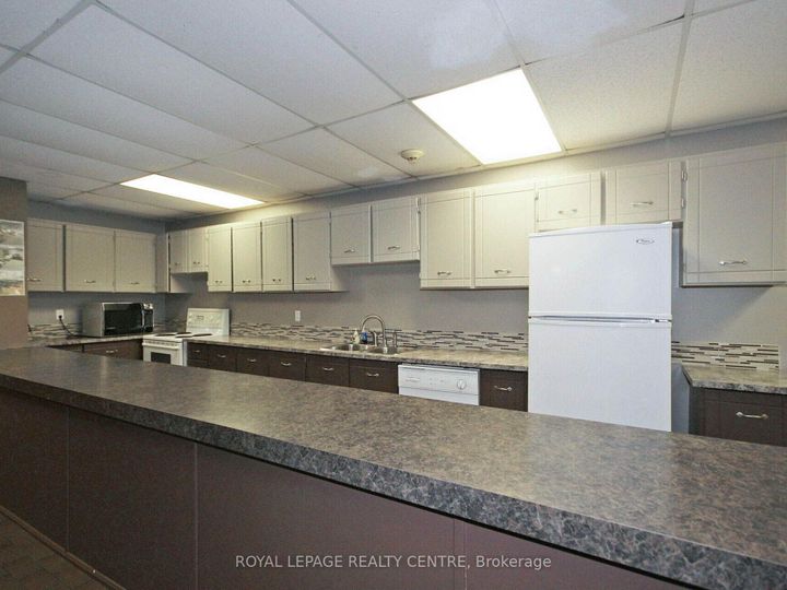 Photo 40 at 709 - 1320 Mississauga Valley Boulevard, Mississauga Valleys, Mississauga