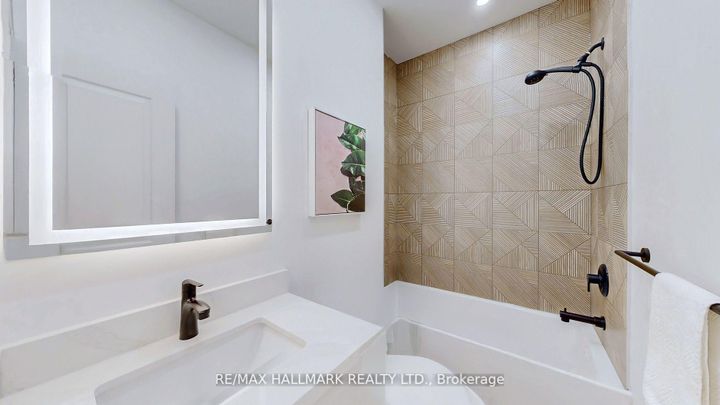 Photo 15 at 755 Manning Avenue, Annex, Toronto