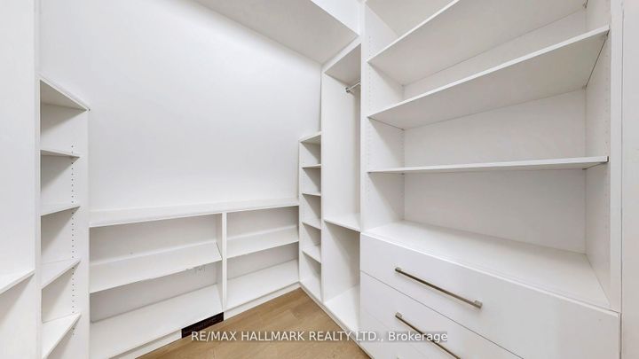 Photo 18 at 755 Manning Avenue, Annex, Toronto