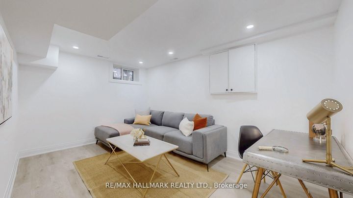 Photo 23 at 755 Manning Avenue, Annex, Toronto