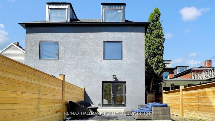 Photo 29 at 755 Manning Avenue, Annex, Toronto