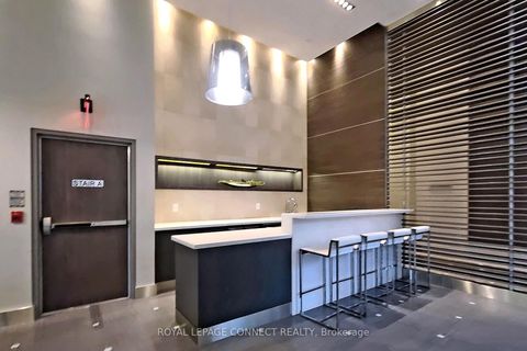Photo 4 at 812 - 500 Sherbourne Street, North St. James Town, Toronto