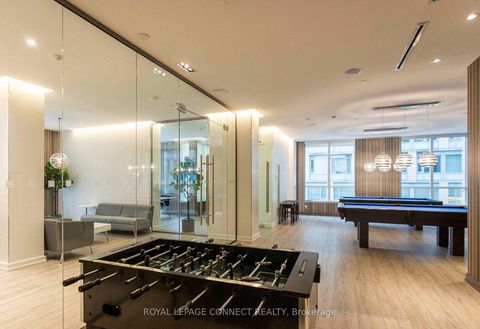 Photo 9 at 812 - 500 Sherbourne Street, North St. James Town, Toronto